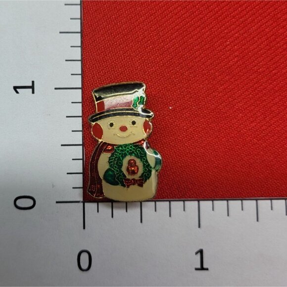 Vintage Christmas Pins Brooches Set of 5 Santa Candle Tree Stocking Snowman - Picture 9 of 10
